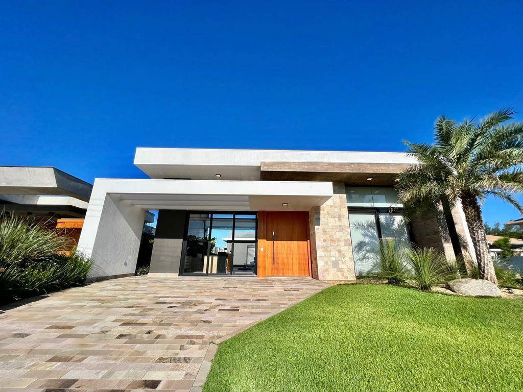Casa em Condomínio 4 dormitórios para venda, Zona Nova em Capão da Canoa | Ref.: 3293