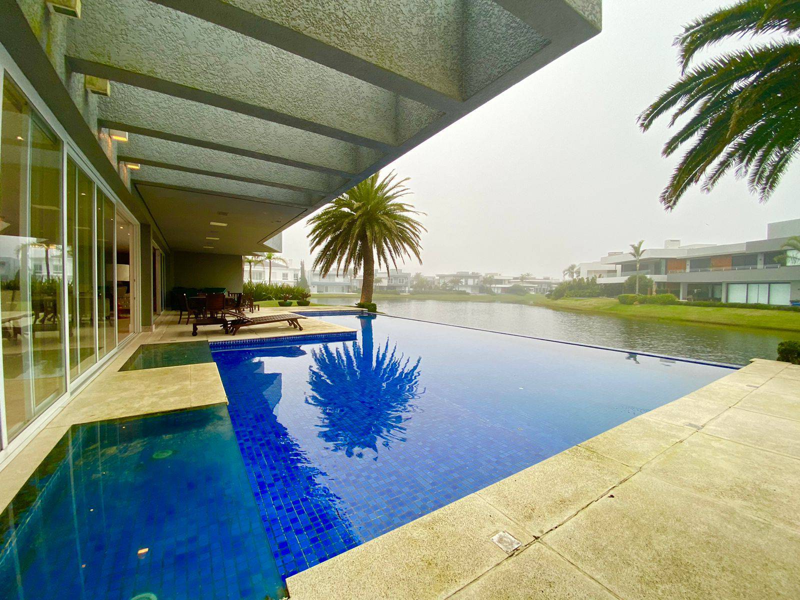 Casa em Condomínio 6 dormitórios para venda, centro em Xangri-lá | Ref.: 3989