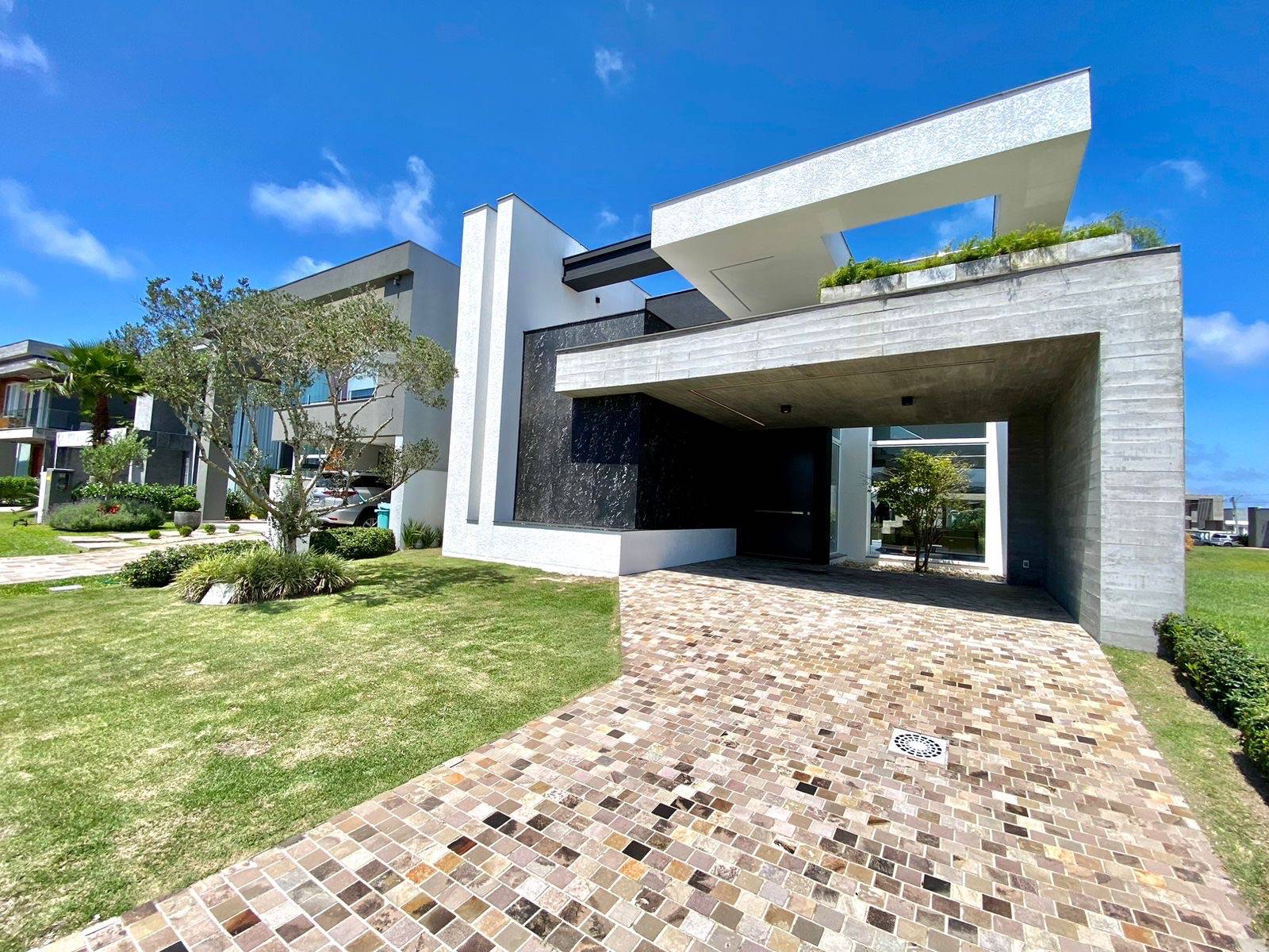 Casa em Condomínio 4 dormitórios para venda, Parque Antártica  em Capão da Canoa | Ref.: 4824
