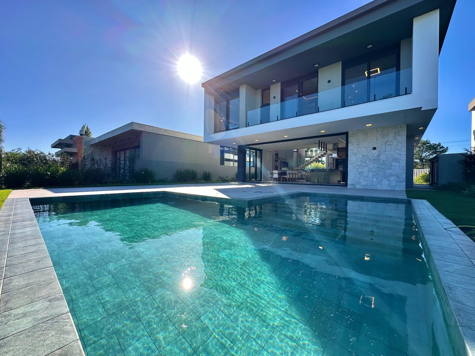 Casa em Condomínio 5 dormitórios para venda, Parque Antártica  em Capão da Canoa | Ref.: 5199